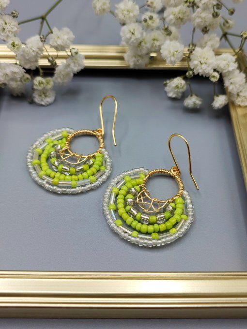 Boucles d'oreilles Bohème vert anis