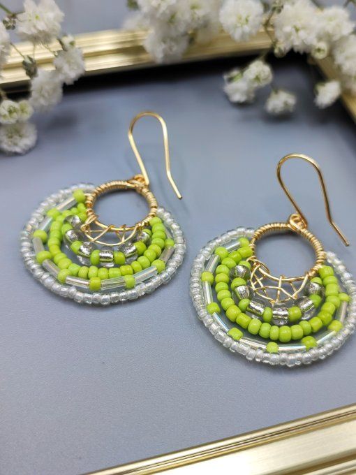 Boucles d'oreilles Bohème vert anis